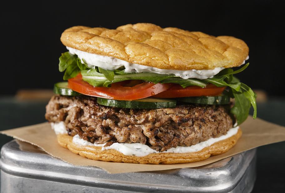 Cloud Burger mit Rindfleischpattys