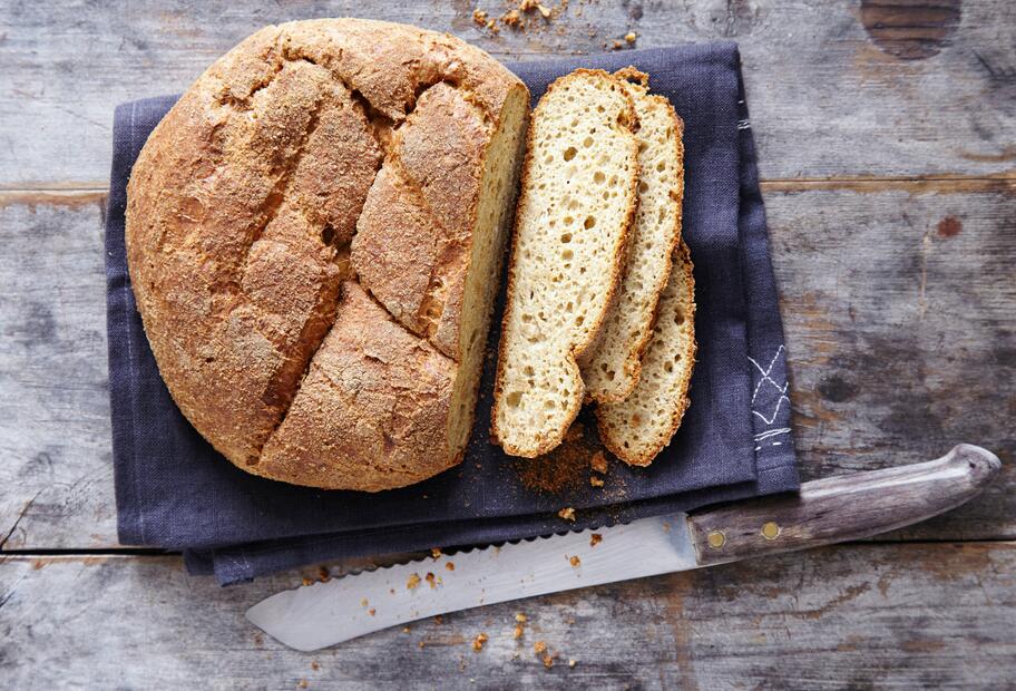Low-Carb-Joghurtbrot mit wenigen Zutaten
