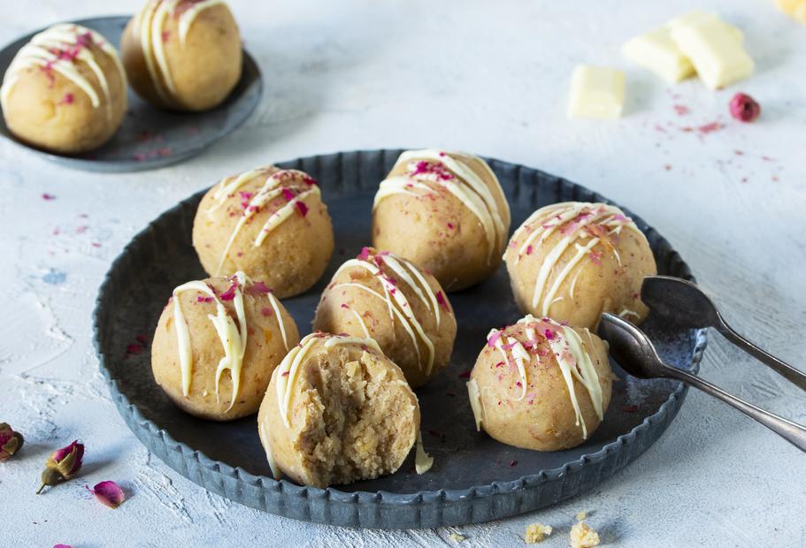 Kuchen-Kugeln aus 4 Zutaten