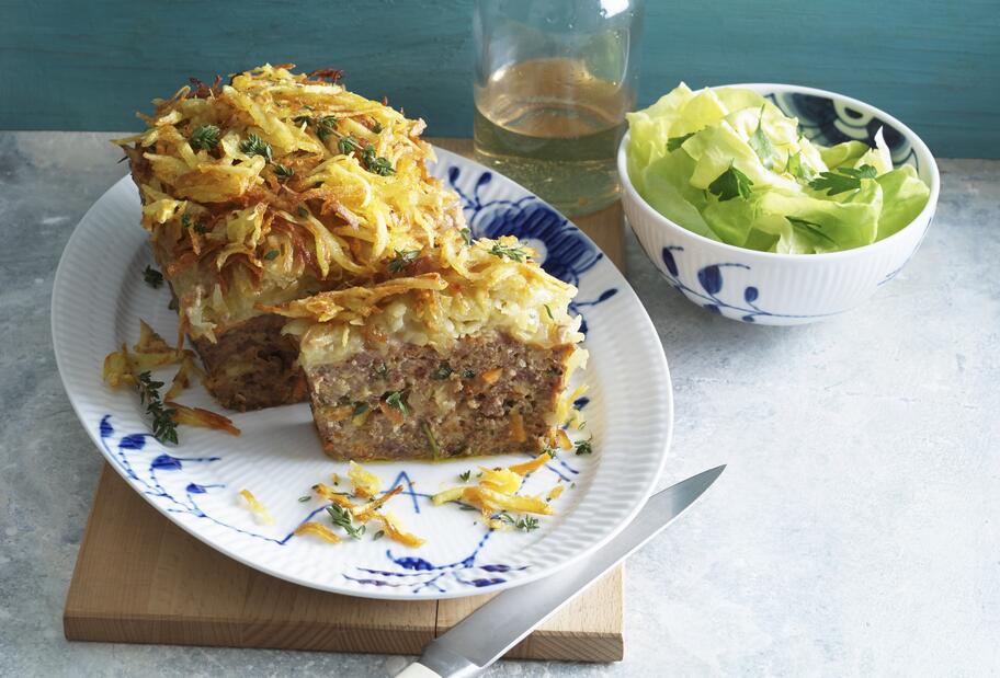 Saftiger Hackbraten mit Kartoffelkruste