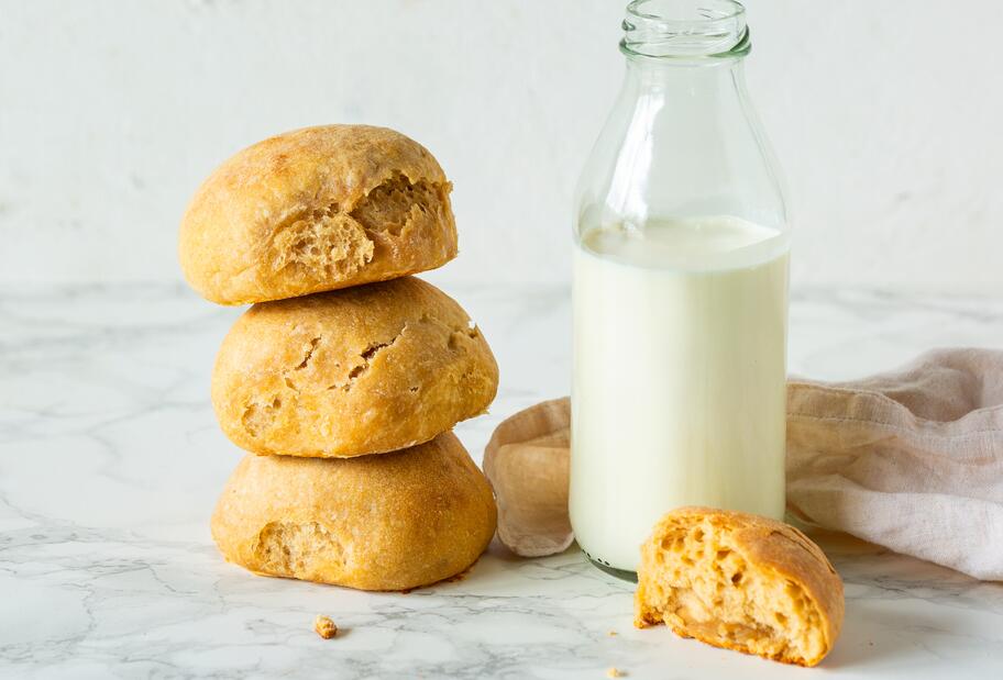 Brioche-Brötchen mit Sauerteig