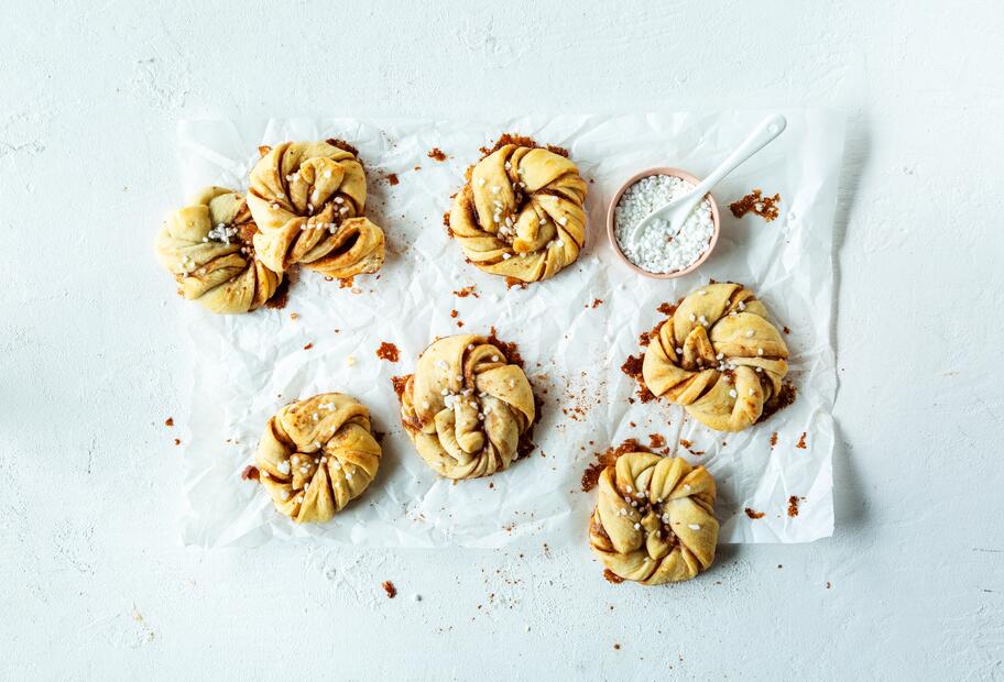 Schwedische Zimtknoten mit süßem Sauerteig