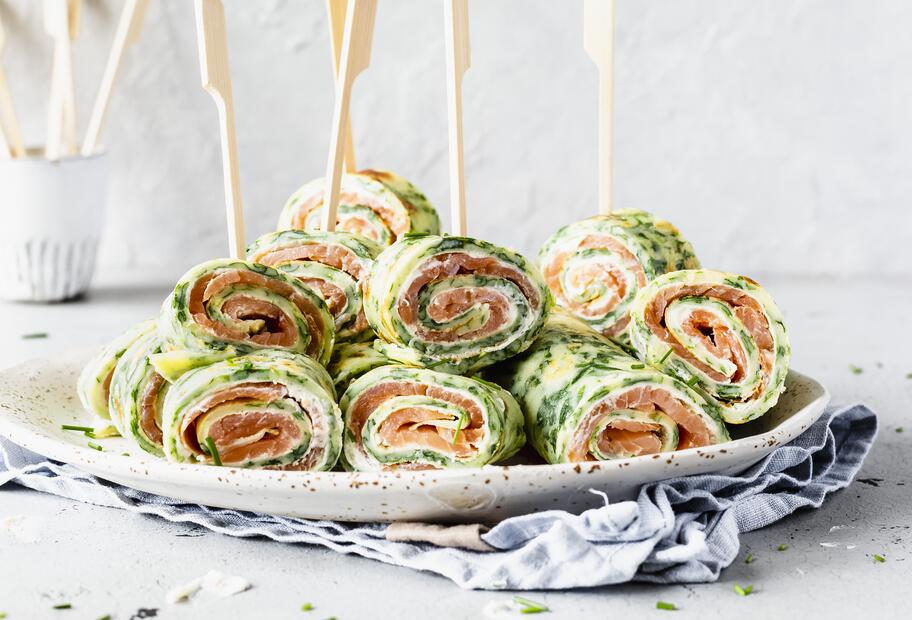 Lachs-Spinat-Rolle mit Frischkäse