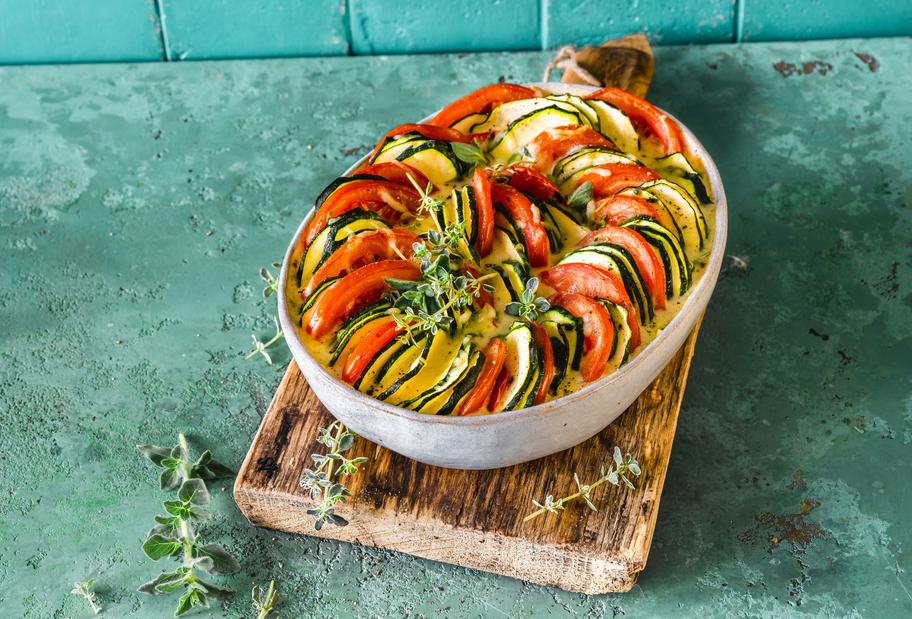 Low-Carb-Zucchini-Tomaten-Auflauf