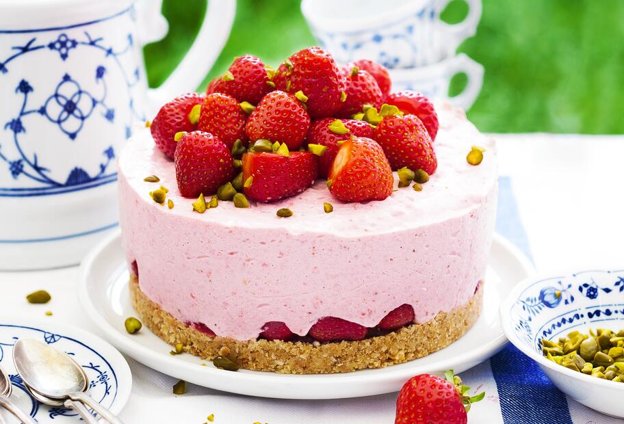 Kleine Erdbeertorte ohne Backen