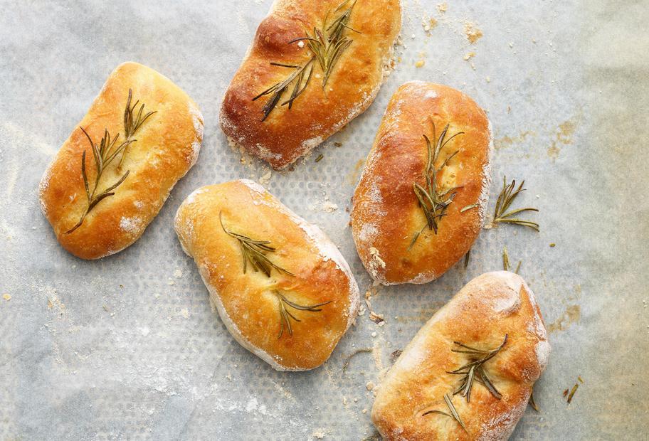Ciabattini mit Rosmarin