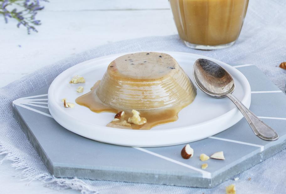 Cremige Eiskaffee-Pannacotta