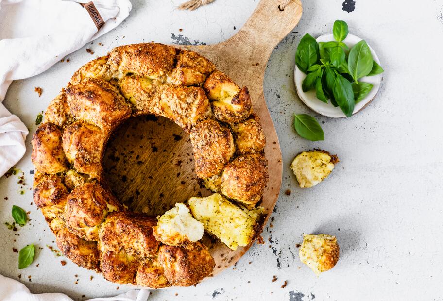 Monkey Bread mit Pesto