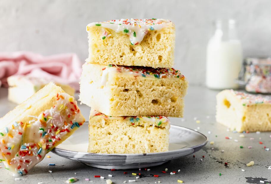 Fluffiger Blechkuchen mit Banane