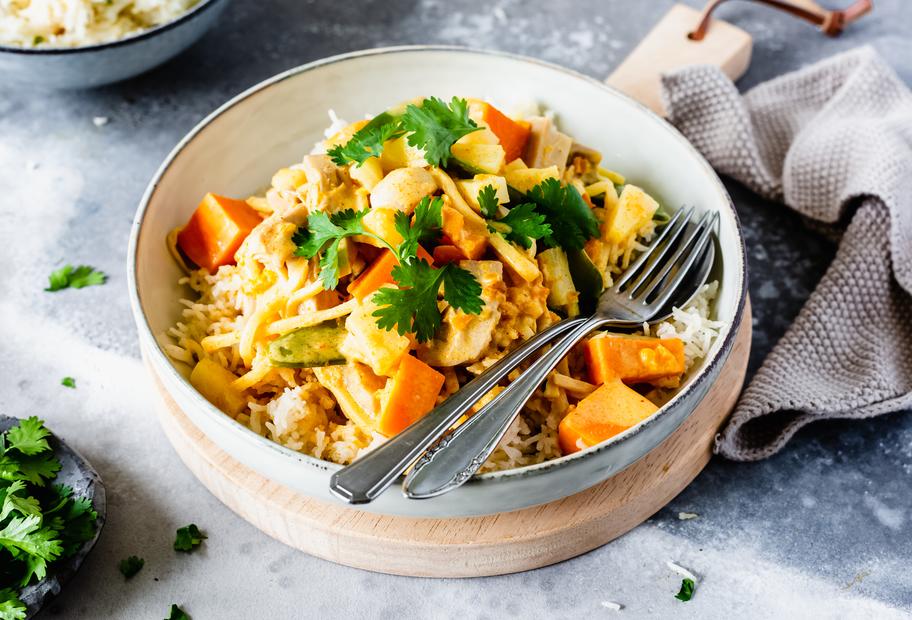 Fruchtiges Curry mit Ananas und Jackfruit