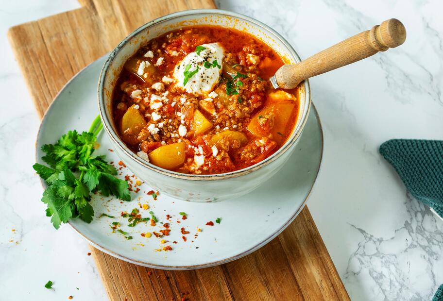 Kartoffel-Hackfleisch-Topf mit Feta