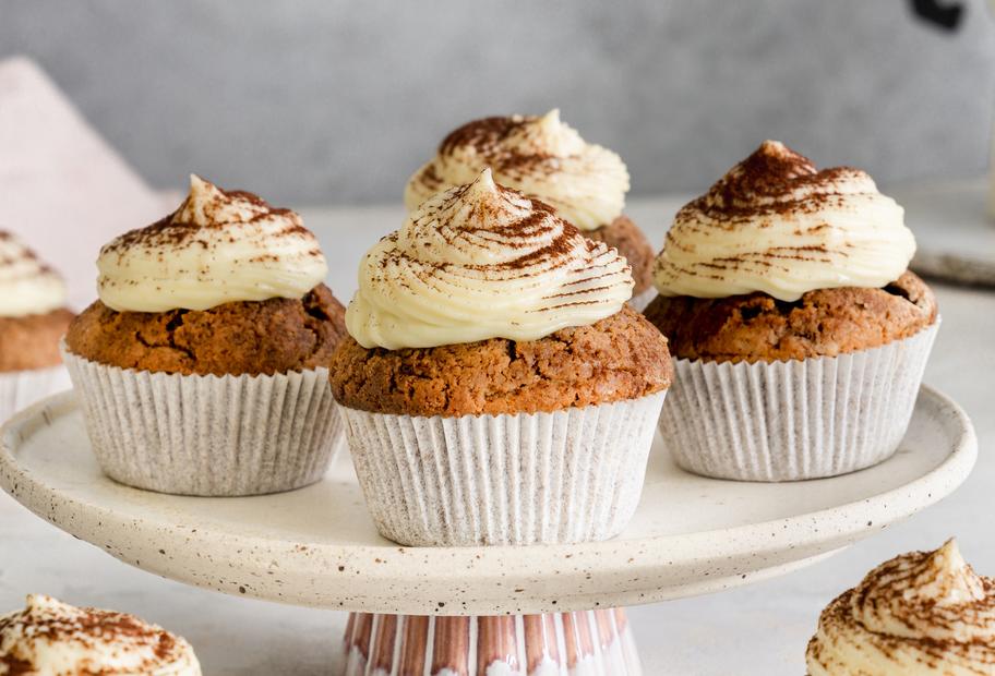 Tiramisu-Cupcakes mit Mascarpone-Frosting