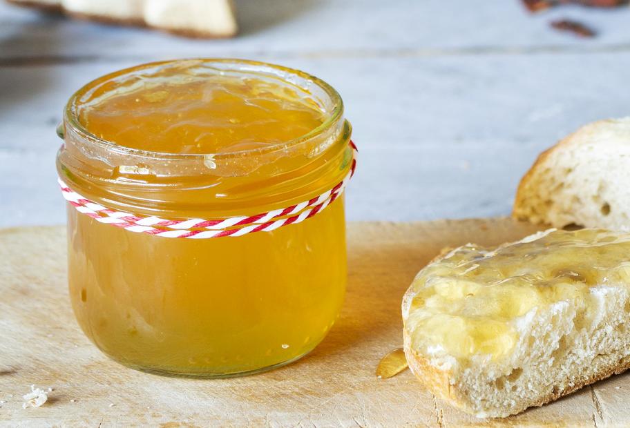 Bratapfelgelee für dein weihnachtliches Frühstück