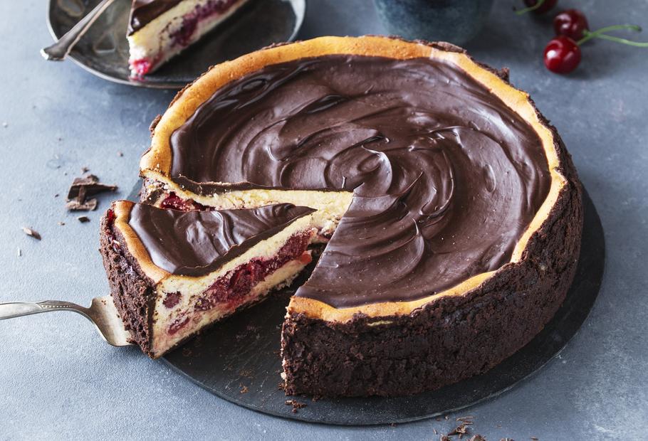 Unwiderstehlich cremige Schwarzwälder Käsetorte