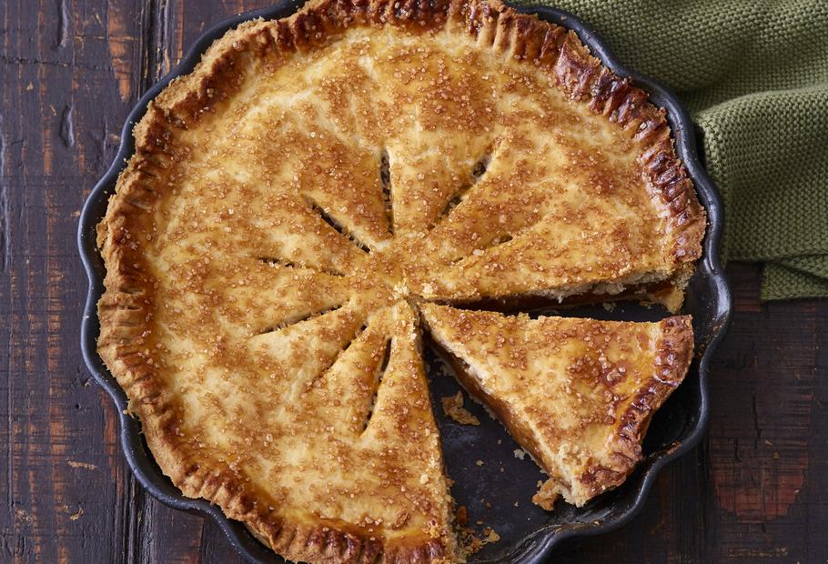 Apple-Pie mit Zimt und Zucker