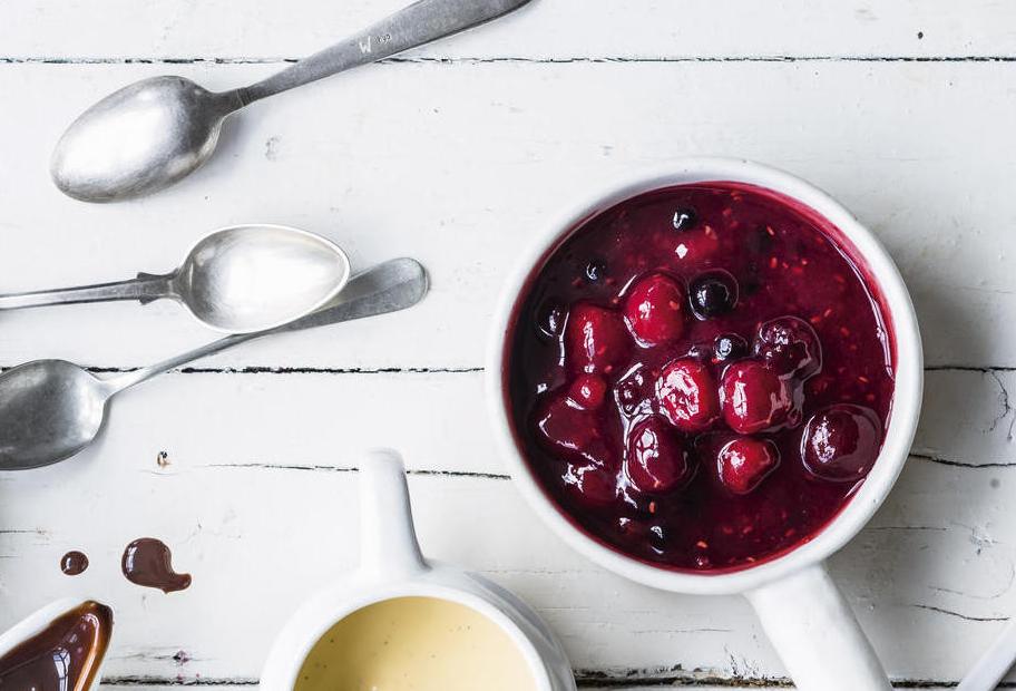 Die fruchtigste Beerengrütze mit dem Thermomix® Die fruchtigste Beerengrütze mit dem Thermomix®