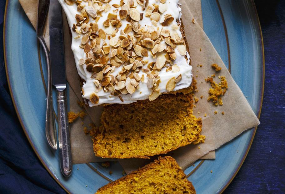 Karottenkuchen mit Kardamom-Frosting