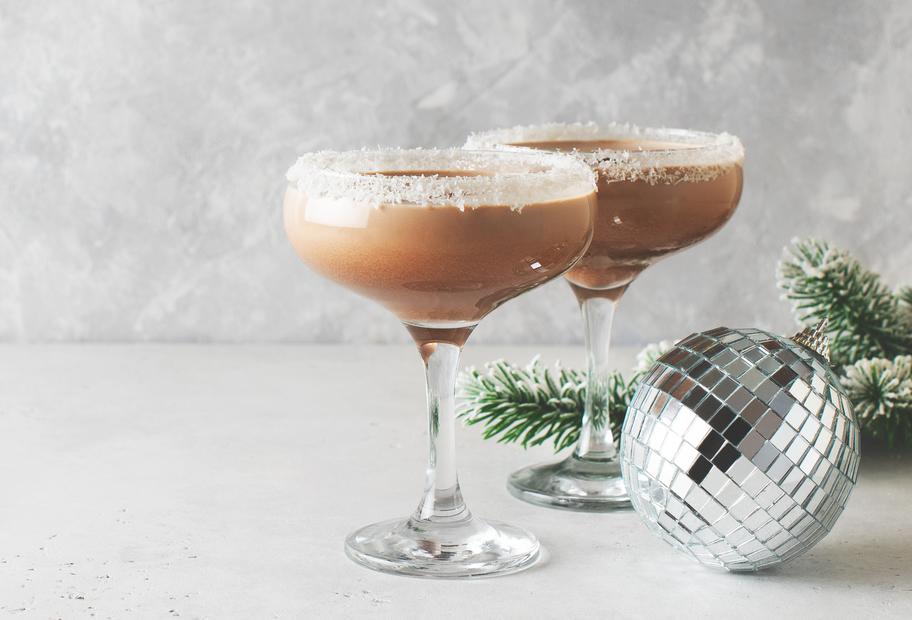 Weißer Schokoladenlikör mit Zimt