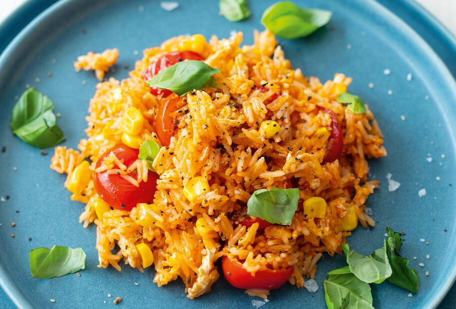 Würziger Tomaten-Bratreis mit Ei