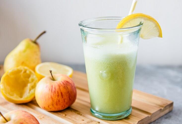 Birnen-Apfel-Saft mit Leinsamen für den Thermomix®