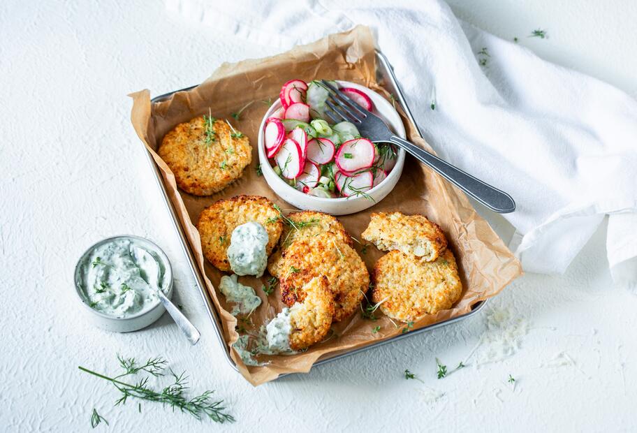 Blumenkohl-Käse-Puffer mit Quark