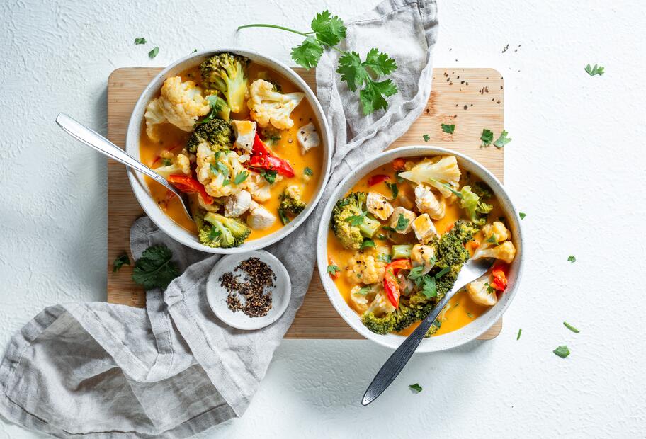 Brokkoli-Blumenkohl-Curry mit wenigen Zutaten