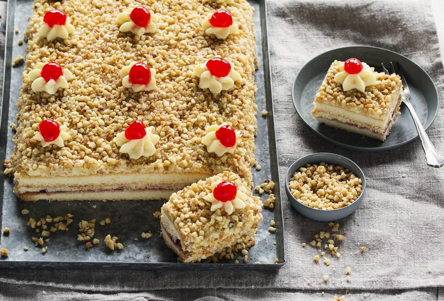 Frankfurter Kranz Schnitten