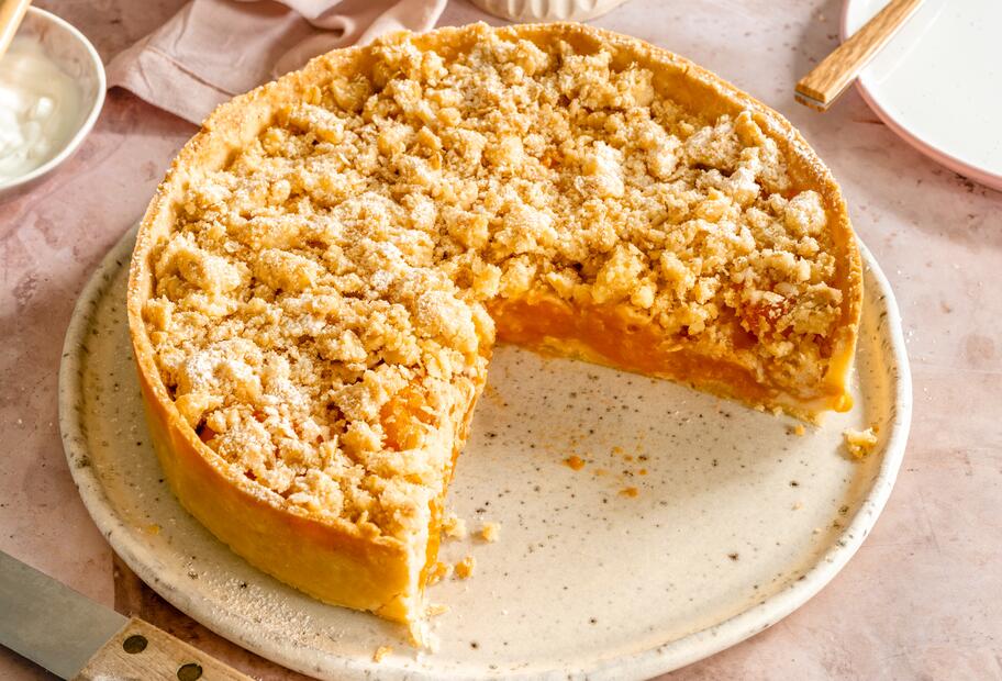Aprikosen-Streuselkuchen