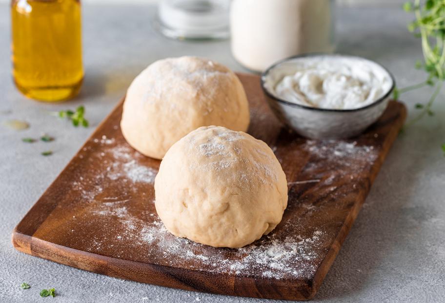 Pizza mit Quark-Öl-Teig