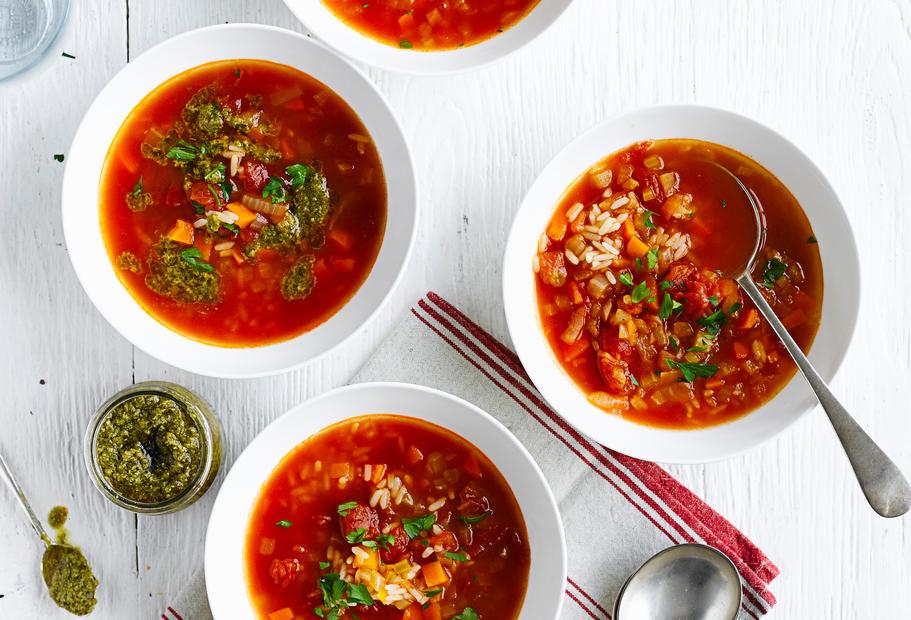 Schnelle Tomaten-Reis-Suppe