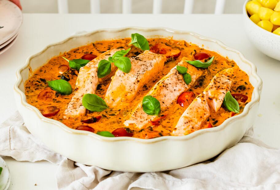 Lachs in Tomatensahne