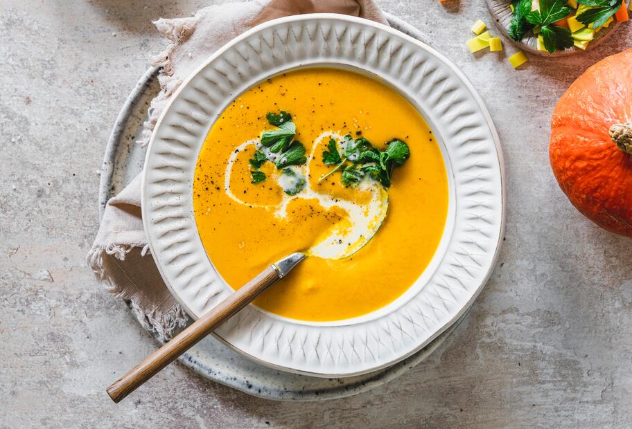 Kürbiscremesuppe mit nur 7 Zutaten