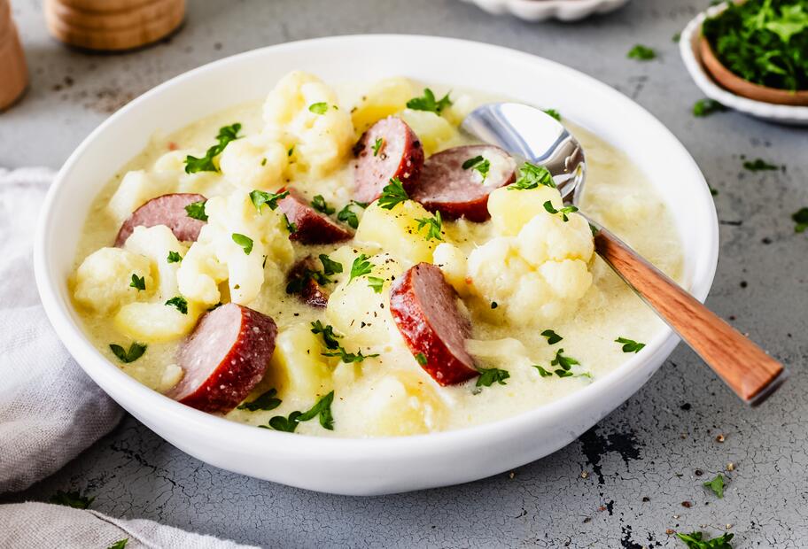 Einfacher Blumenkohl-Kartoffel-Eintopf mit Cabanossi aus dem Thermomix®