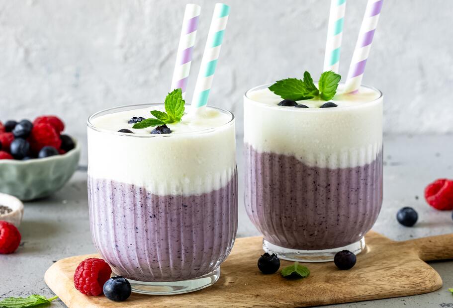 Cremiger Heidelbeer-Joghurt-Smoothie