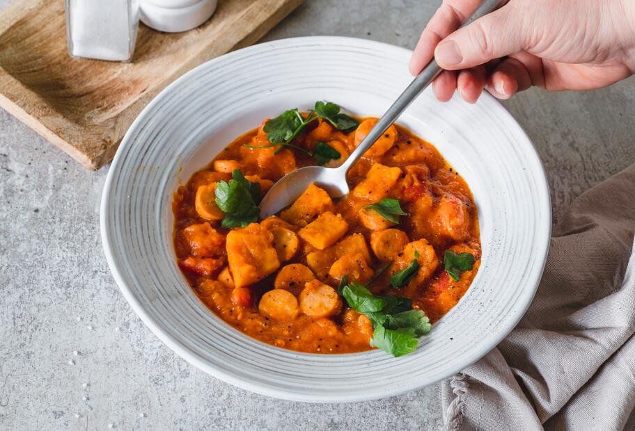 Einfaches Kürbis-Wurst-Gulasch