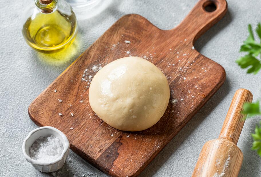 Basisrezept Flammkuchenteig für den Thermomix® Basisrezept Flammkuchenteig für den Thermomix®