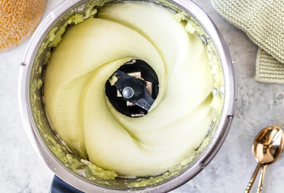 Veganes Melonen-Softeis