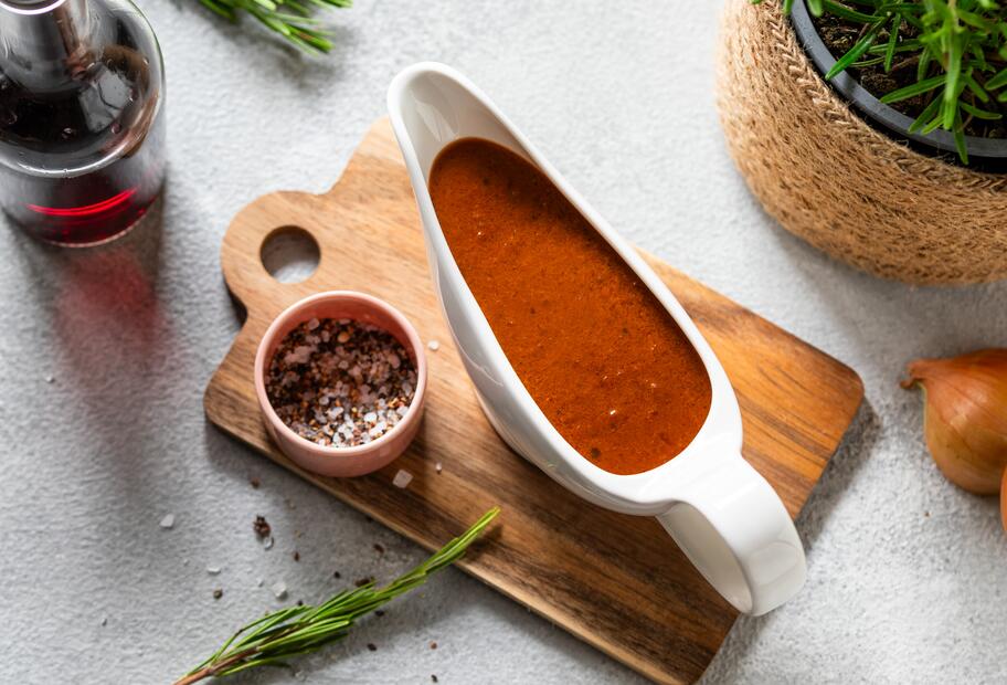 Braune Universalsoße ohne Fleisch