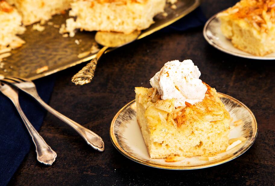 Apfel-Zimt-Butterkuchen mit Hefeteig