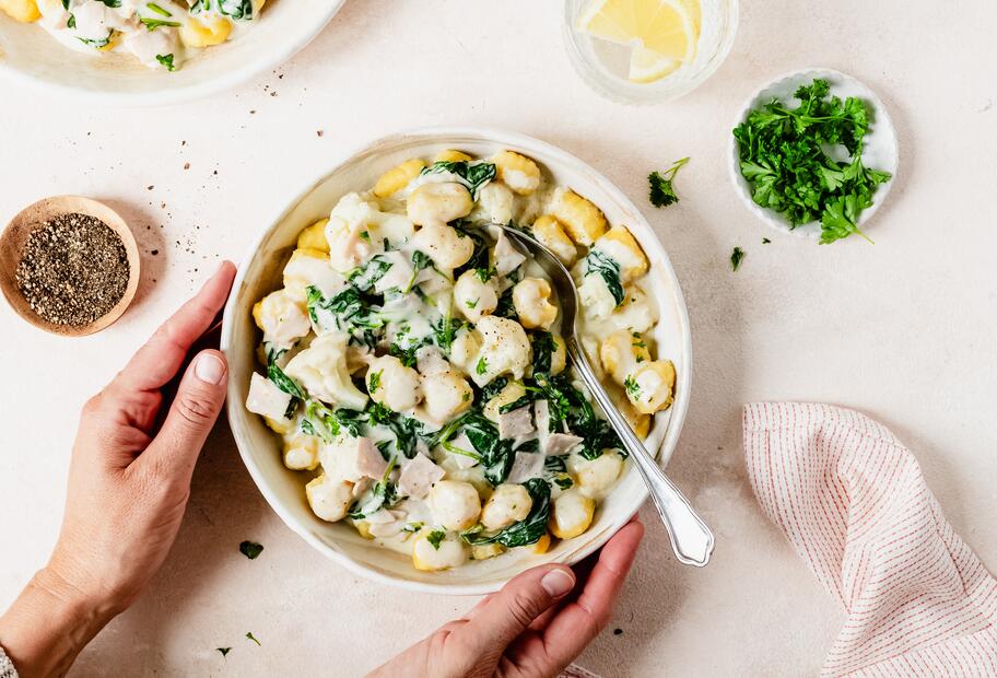 Gnocchi mit cremiger Schmelzkäsesoße