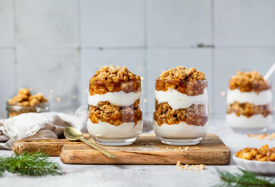 Bratapfel Crumble Schichtdessert