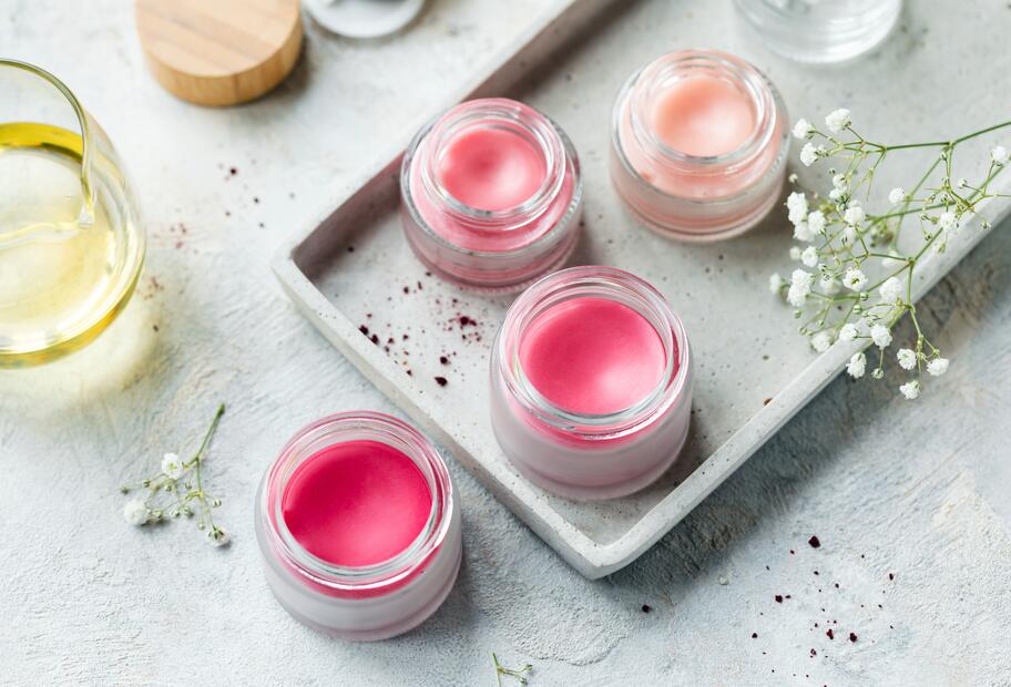 Ombre Lippenstift für rosa Lippen