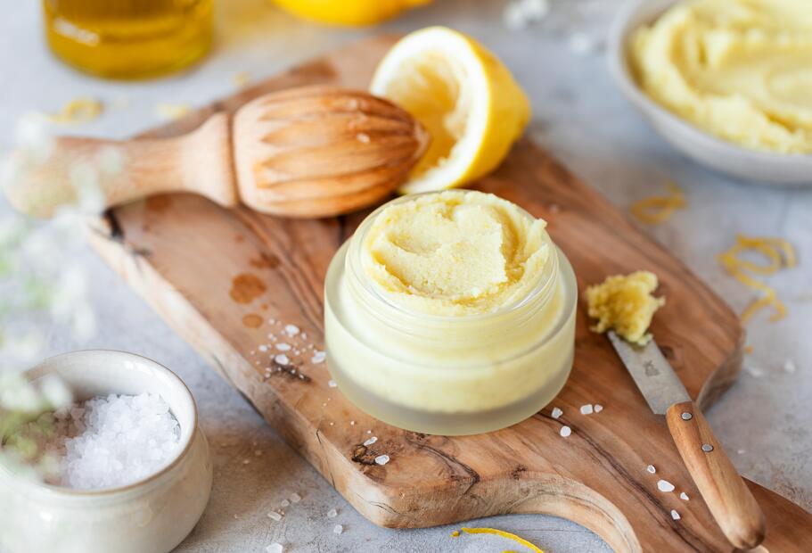 Zitrusfrucht-Peeling