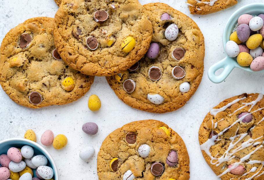 Oster-Cookies mit Schokoeiern