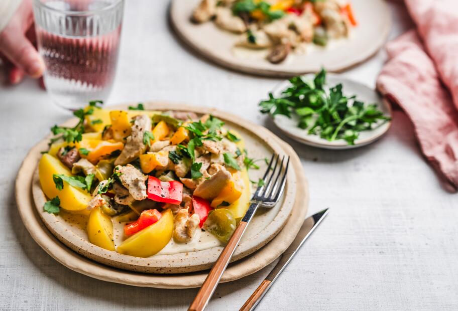 Hähnchengeschnetzeltes mit Paprika Tricolore für den Thermomix®