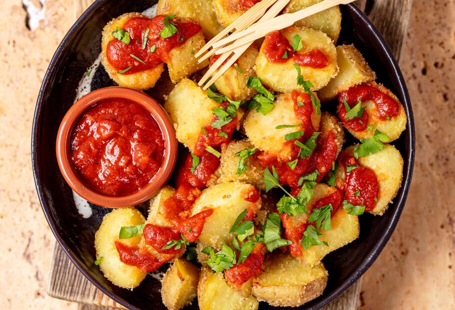 Patatas Bravas mit Salsa Mojo