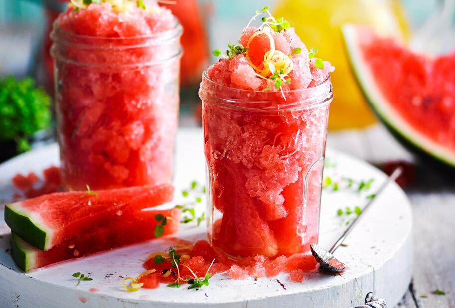 Wassermelonen-Zitronentee-Granita