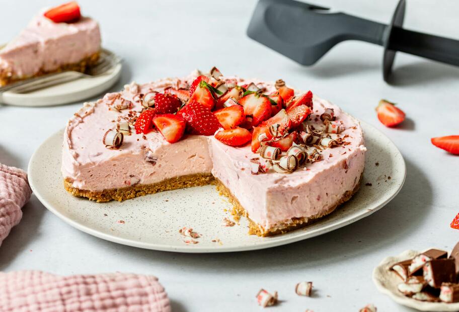 Erdbeer-Käsekuchen mit „Yogurette“