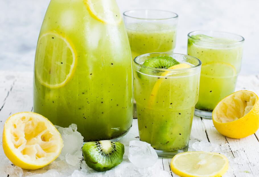 Kiwi-Zitronen-Slushie