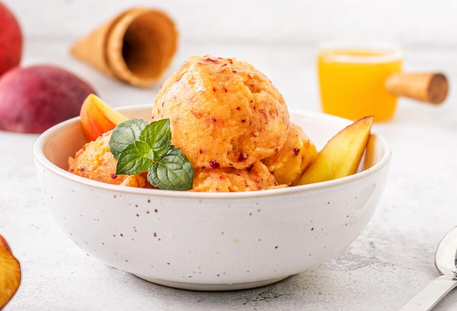 Pfirsich-Eis mit nur 3 Zutaten für den Thermomix®